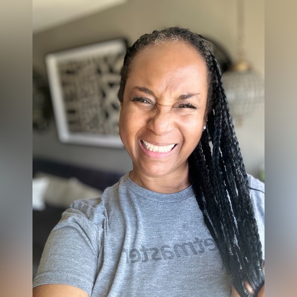 Meet your Posher, Marsha - Picture 2 of 3